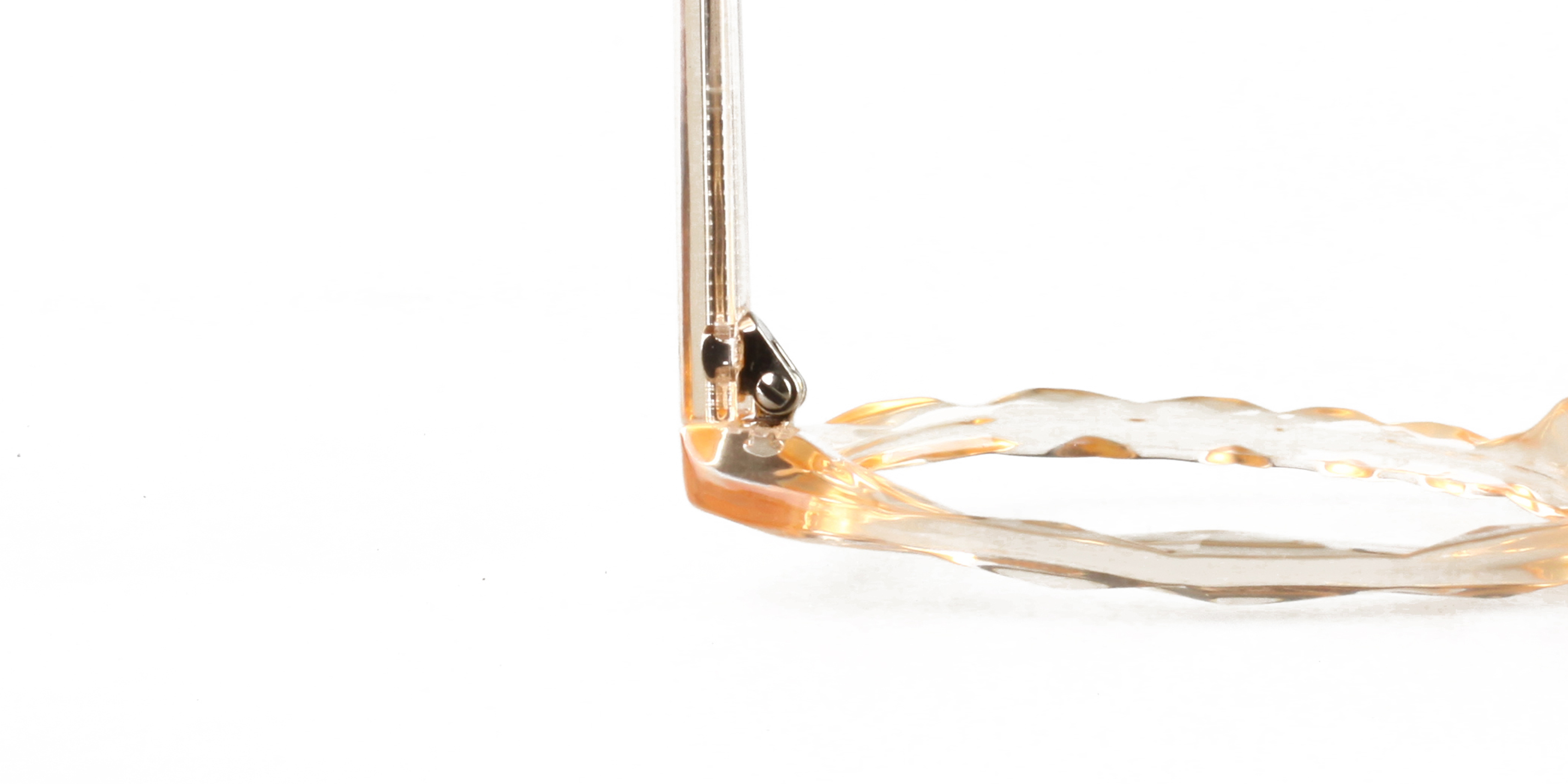 6756 53-18-142 C5 (3)